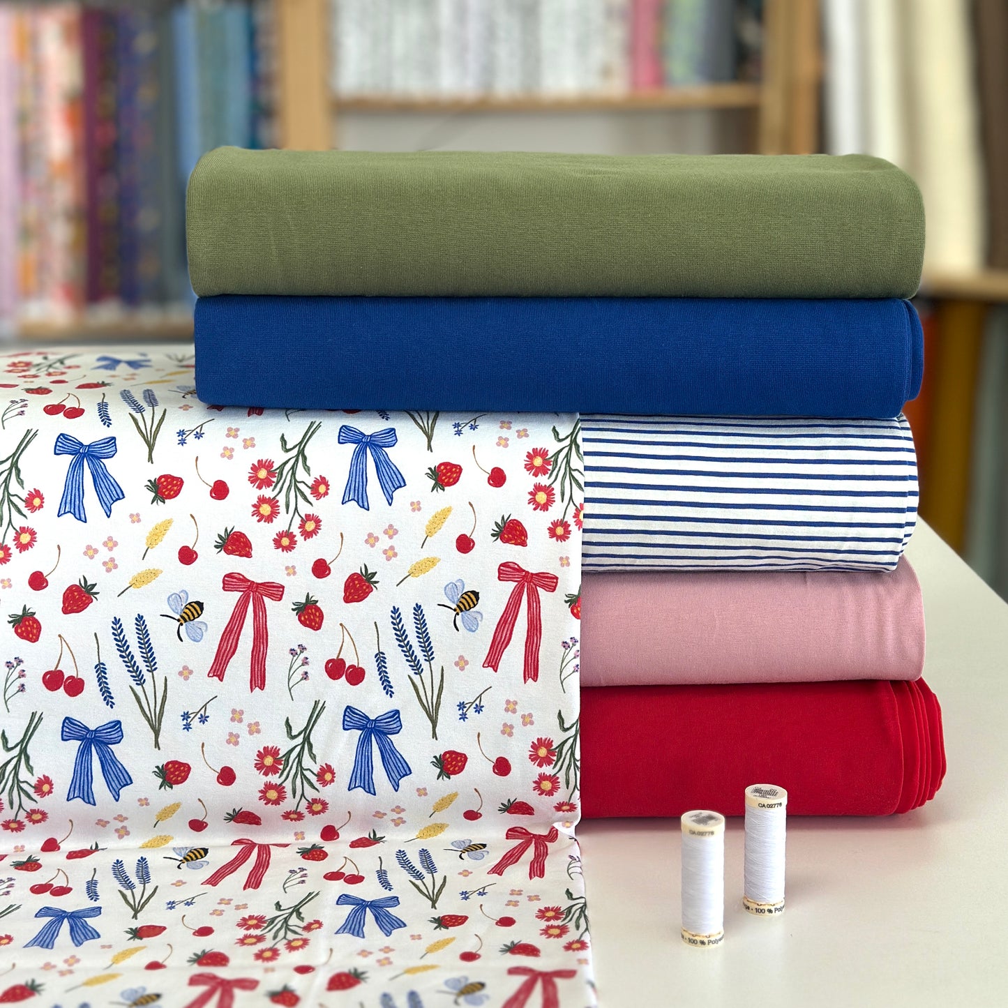 Champs et boucles estivales - NON NON OUI - Jersey imprimé