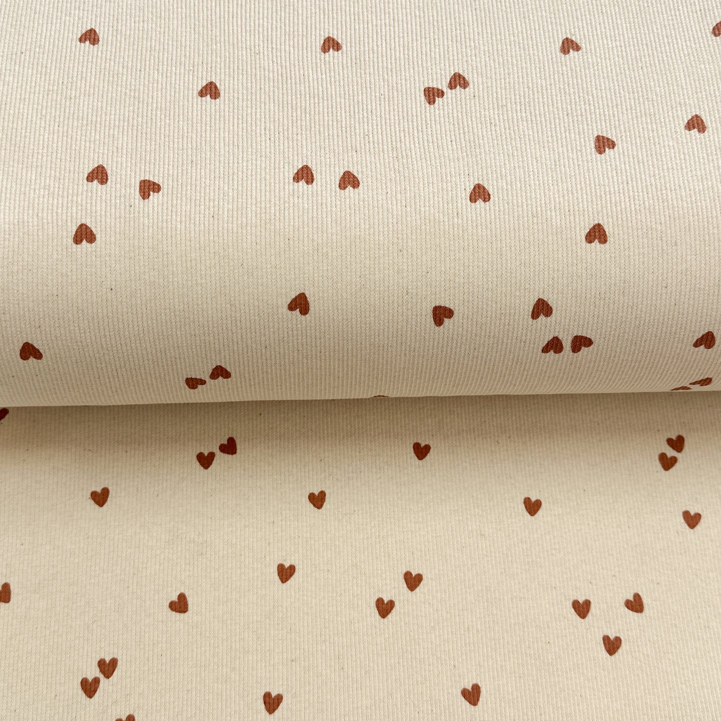 Petits coeurs - Jersey côtelé imprimé