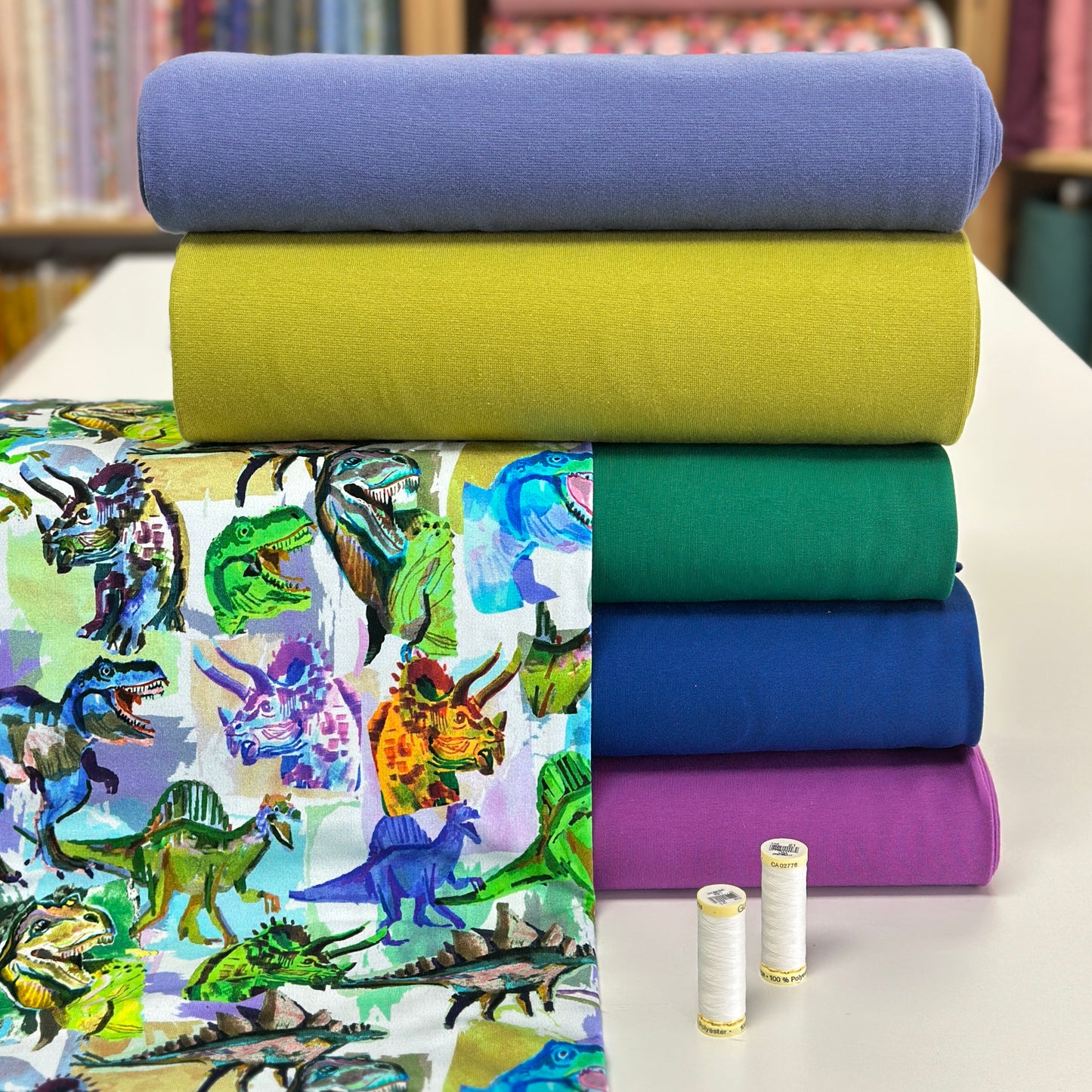 Dinosaures éclatants blanc - French Terry brossé imprimé digital