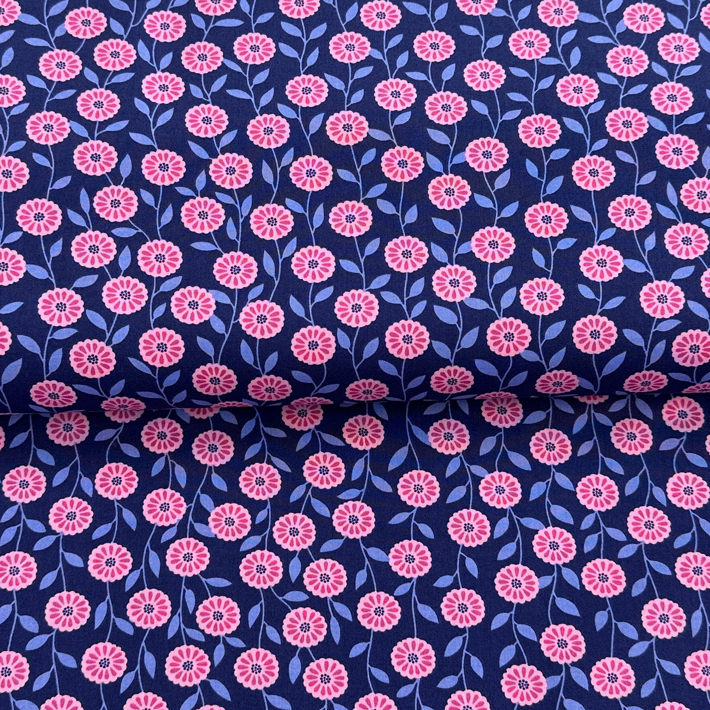 Small marine flowers - Fine organic cotton poplin