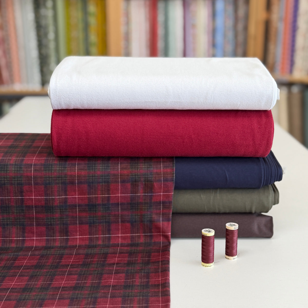 Carreaux style tartan - NON NON OUI - Jersey imprimé