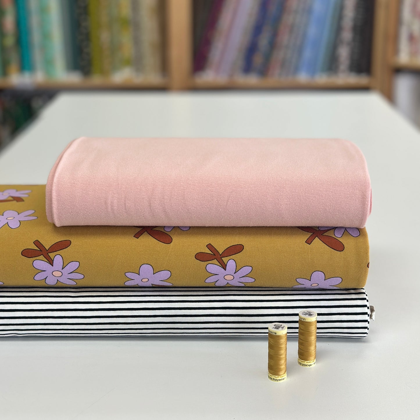 Fleurs enfantines ocre - Jennifer Bouron - Jersey imprimé biologique