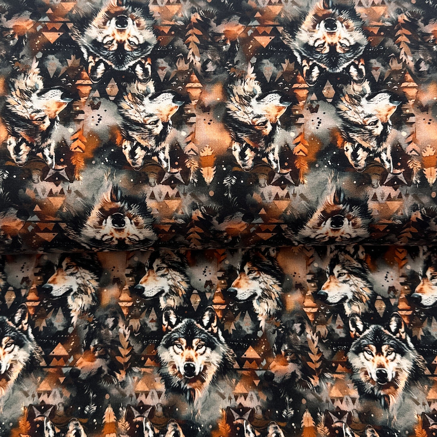 Fin de rouleau 36 cm - Loups orangé - French Terry brossé imprimé