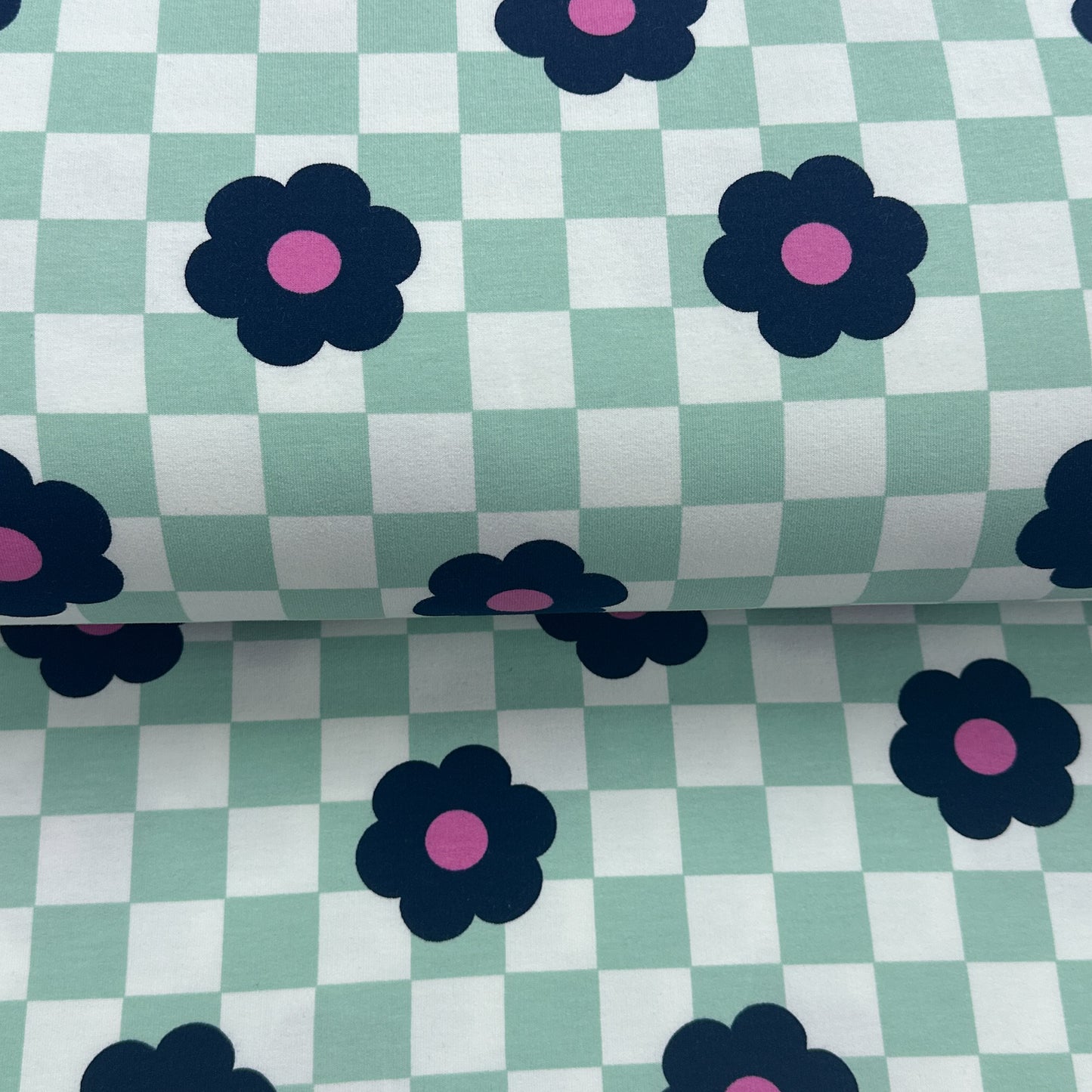 Carreaux vert et fleurs - Coton ouaté extensible imprimé