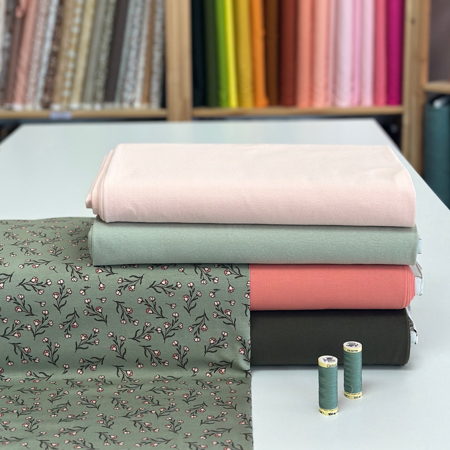 Floral olive - Printed jersey