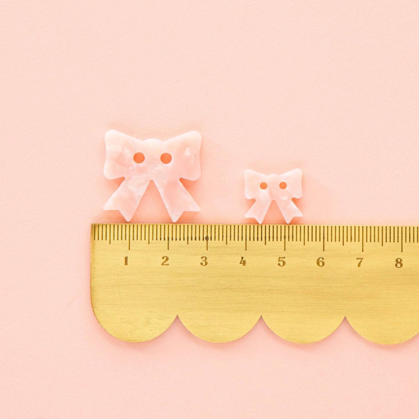 Boutons Petits Nœuds Roses 5/8"