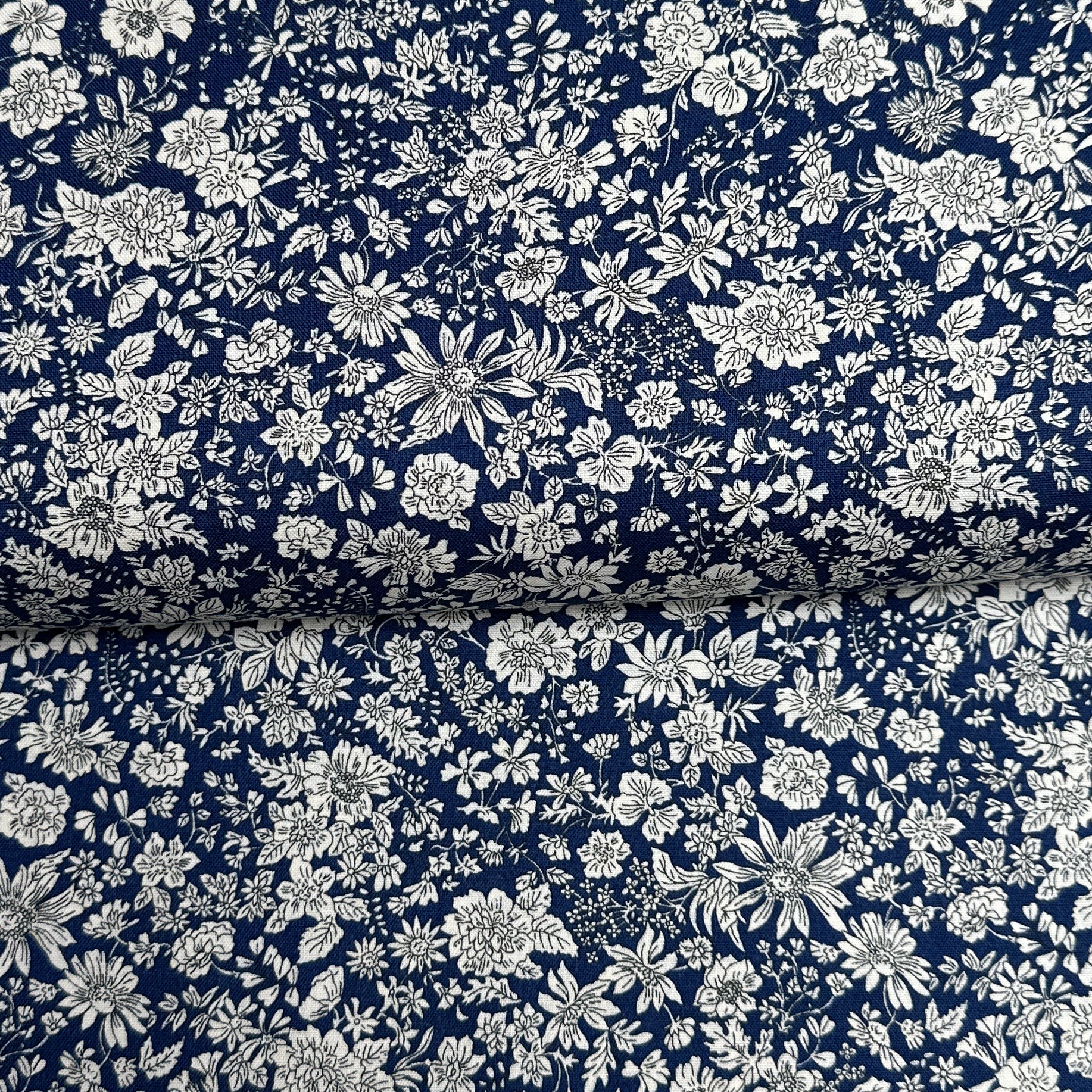 Emily Belle Sapphire - Liberty Fabrics - Coton imprimé
